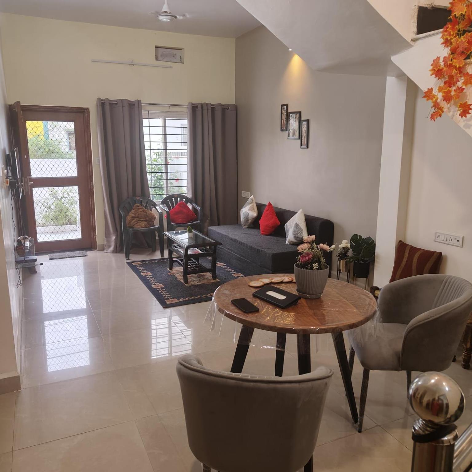 Mahadev Mansion Villa Ujjain Exterior photo